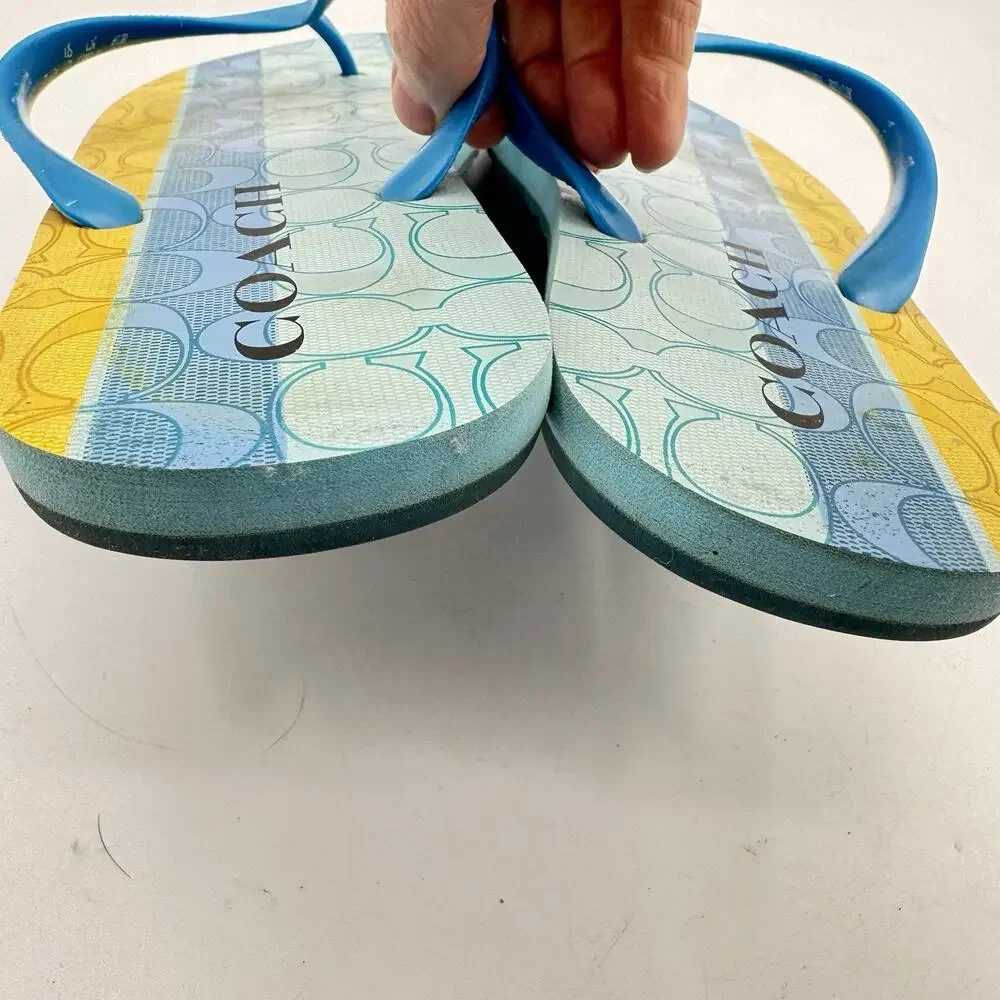 Coach Signature Flip Flop Sandals Shoes Size 9/10 Some Staining